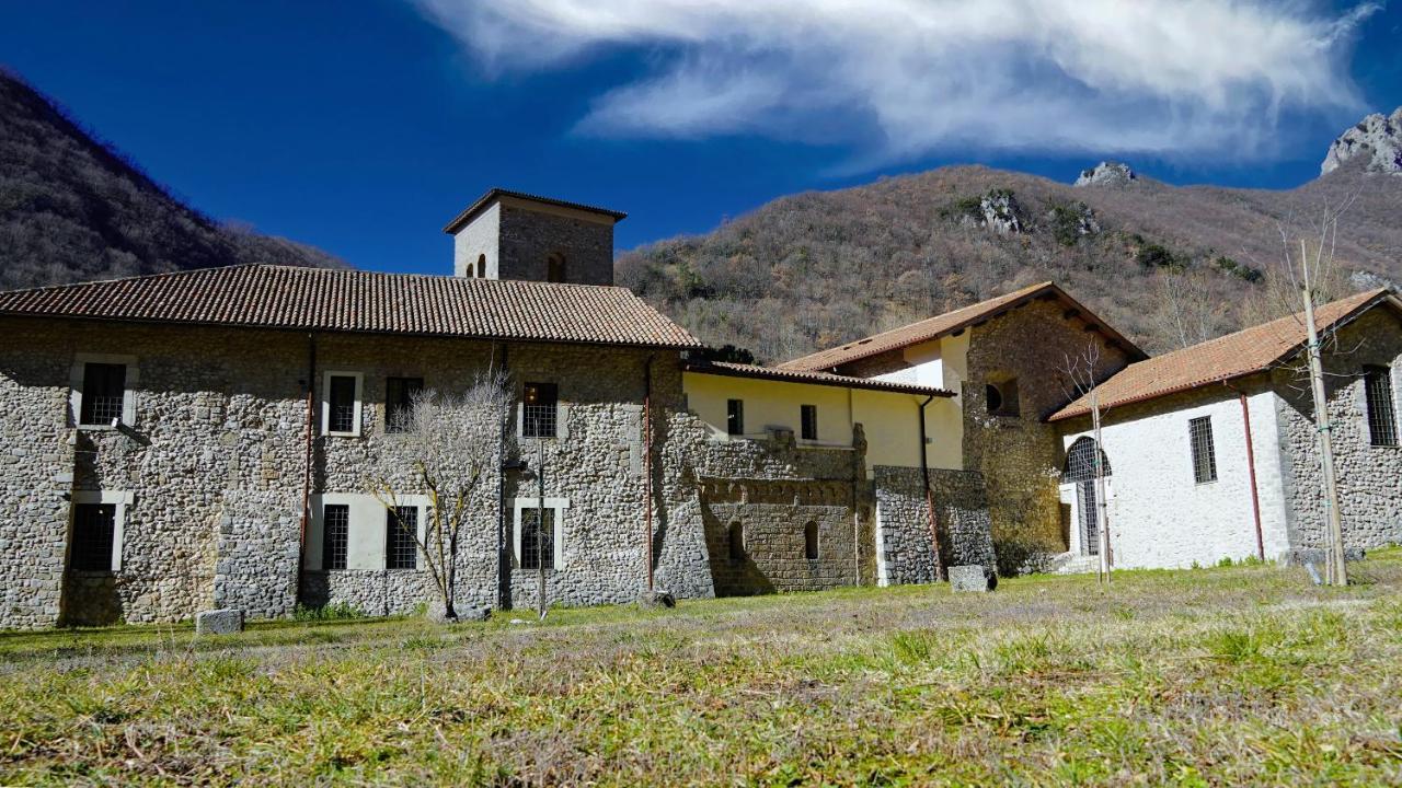 فندق Abbazia Ss. Quirico E Giulitta Micigliano المظهر الخارجي الصورة